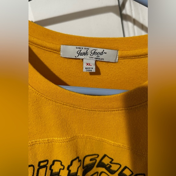 Women's Cropped Pittsburgh Steelers Tee - Picture 2 of 2